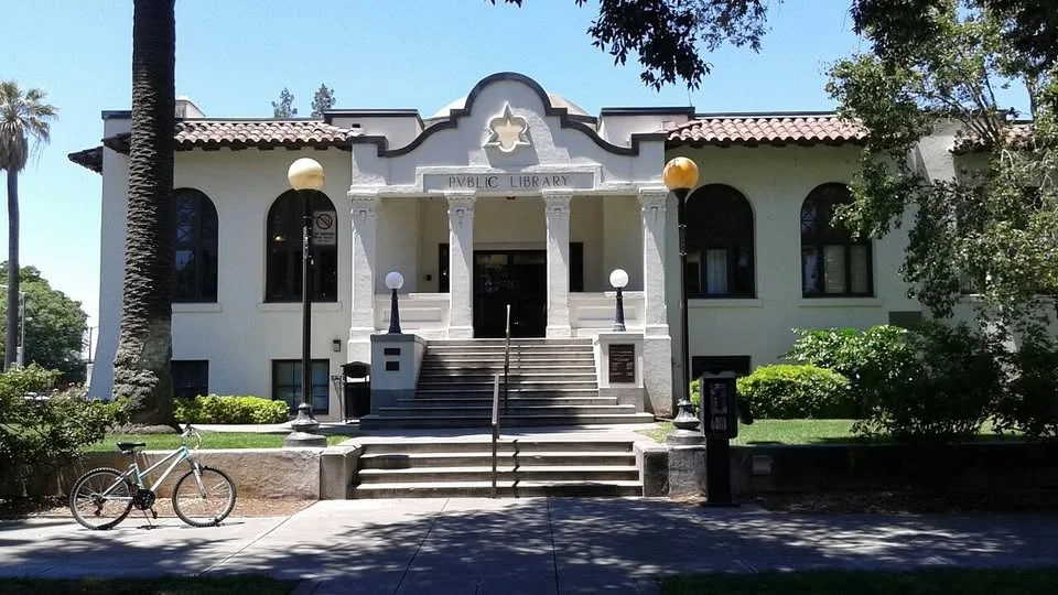 Woodland Public Library exterior in Woodland, California